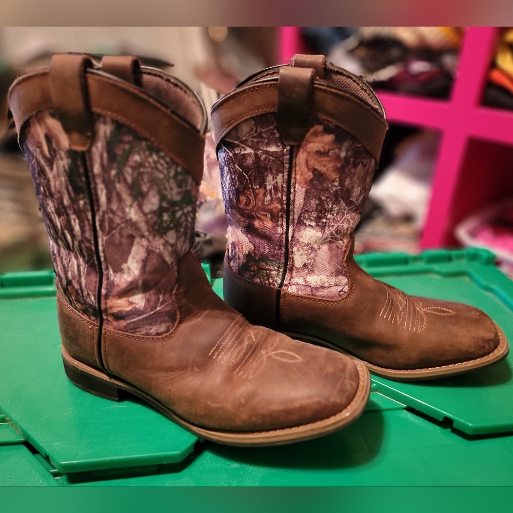 Boy's Brown Camouflage Boots - Magellan
